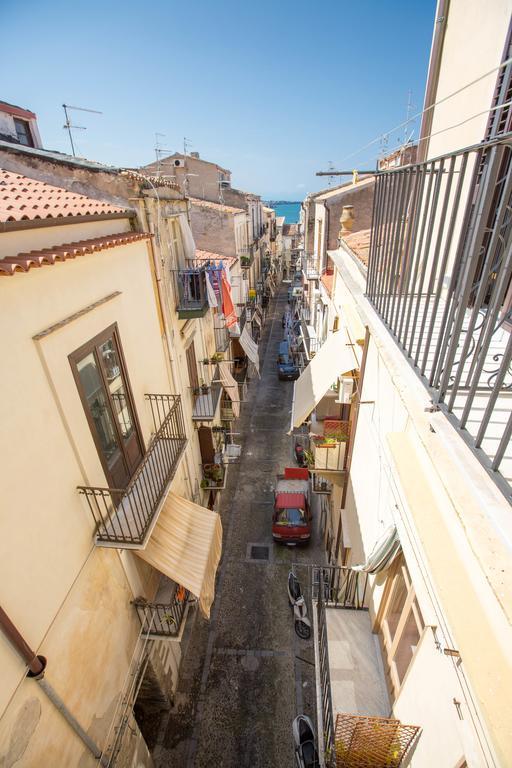 Large Double Room Balcony,876882863:JPEG