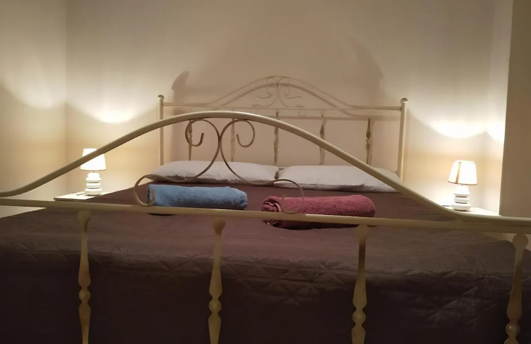 Casa Gioeni-1