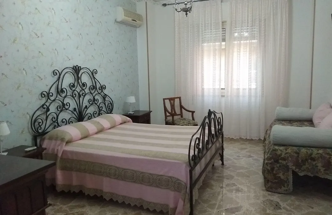 Tilde B&B-1