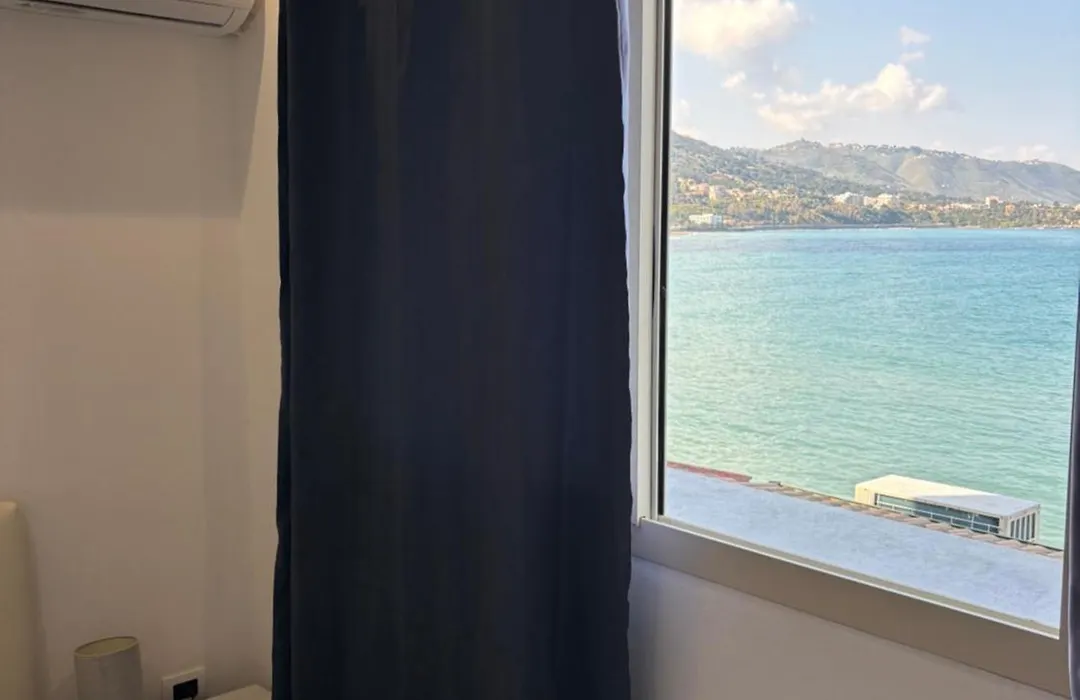 Casa Marina,la terrazza sul mare-1