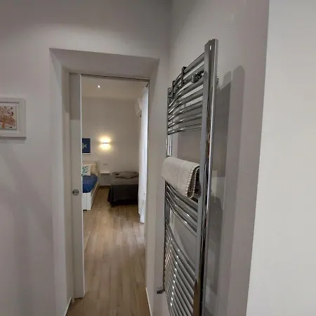 Casa dei Normanni: COSTANZA-3