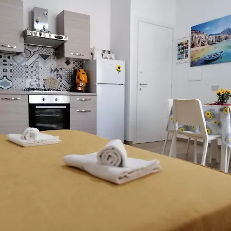 Girasole Holiday-2