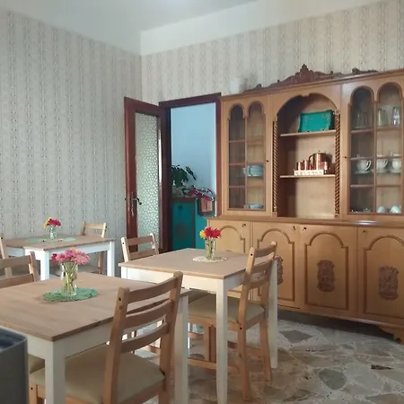 Tilde B&B-2